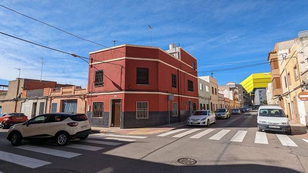 Foto 1 de Venta de casa en calle Vicent Amorós de 4 habitaciones con terraza y aire acondicionado