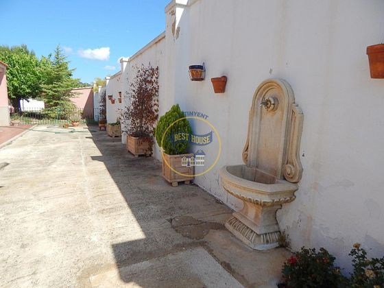 Foto 2 de Casa en venta en Font de la Figuera (la) de 4 habitaciones con terraza y piscina