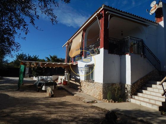 Foto 2 de Casa rural en venda a Ontinyent de 5 habitacions amb garatge i jardí