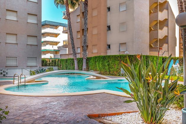 Foto 1 de Ático en venta en avenida Roger de Llúria de 2 habitaciones con terraza y piscina
