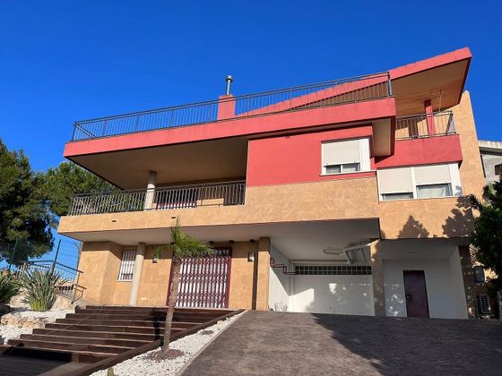 Foto 1 de Chalet en venta en calle Jilguero de 4 habitaciones con terraza y piscina