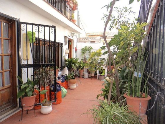 Foto 1 de Casa en venda a Ayuntamiento - El Salvador de 5 habitacions amb terrassa i balcó