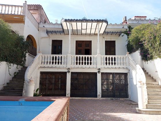 Foto 1 de Xalet en venda a Casas Verdes - Ermita de 5 habitacions amb terrassa i piscina