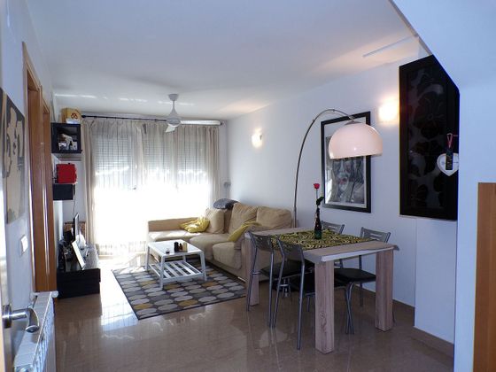Foto 1 de Dúplex en venta en Rocafort de 2 habitaciones con garaje y balcón