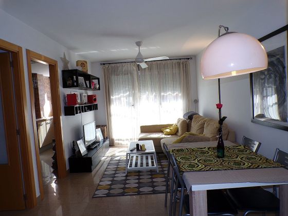 Foto 2 de Dúplex en venta en Rocafort de 2 habitaciones con garaje y balcón