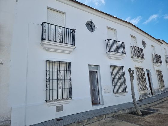 Foto 2 de Casa en venda a avenida De Portugal de 4 habitacions amb terrassa