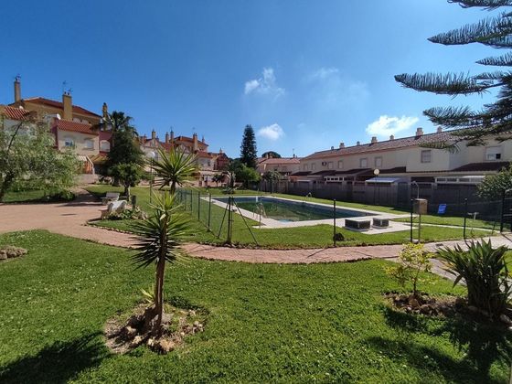 Foto 1 de Casa en venda a Punta Umbría de 3 habitacions amb terrassa i piscina