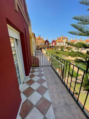 Foto 2 de Casa en venda a Punta Umbría de 3 habitacions amb terrassa i piscina