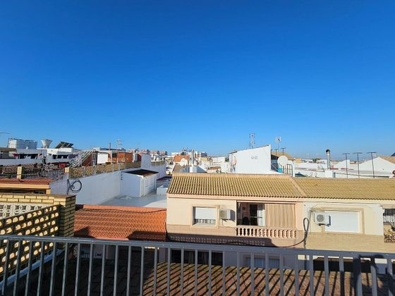 Foto 1 de Chalet en venta en Punta Umbría de 3 habitaciones con terraza y balcón