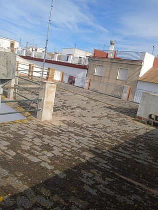 Foto 2 de Venta de piso en Gibraleón de 4 habitaciones con terraza