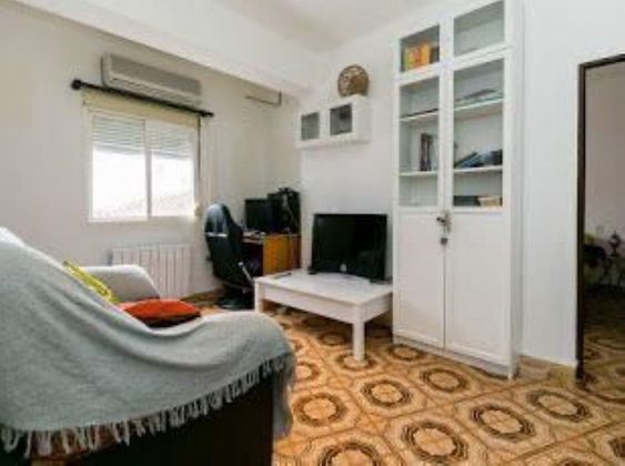 Foto 1 de Piso en alquiler en calle Real de Cartuja de 3 habitaciones con terraza y muebles