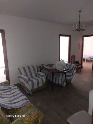 Foto 2 de Alquiler de piso en calle Pedro Antonio de 4 habitaciones con terraza y muebles