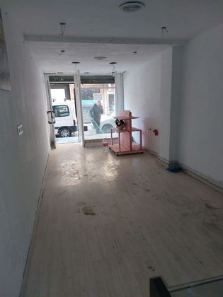 Foto 2 de Alquiler de local en avenida Dilar Esquina Doctor Creus de 30 m²