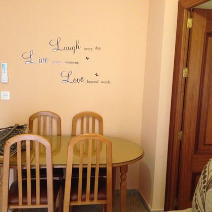 Foto 1 de Piso en alquiler en Centro - Sagrario de 4 habitaciones con muebles y aire acondicionado