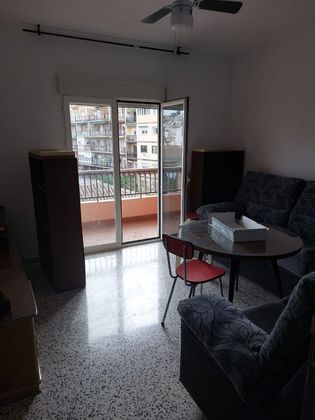 Foto 2 de Piso en alquiler en calle Ancha de Capuchinos de 4 habitaciones con muebles y ascensor