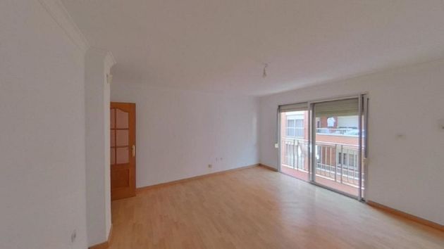 Foto 1 de Pis en venda a calle Muñoz de la Peña de 3 habitacions amb balcó i calefacció