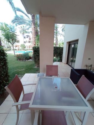 Foto 2 de Piso en venta en Roda de 2 habitaciones con terraza y piscina