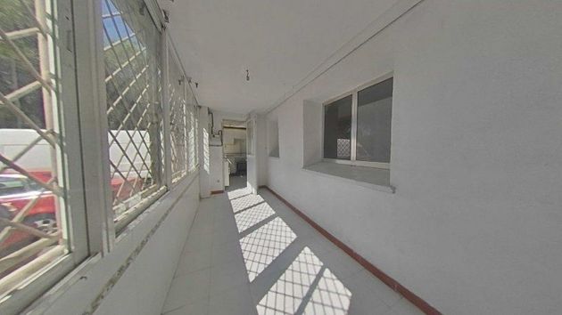 Foto 2 de Piso en venta en calle Bujalance de 3 habitaciones con terraza y balcón