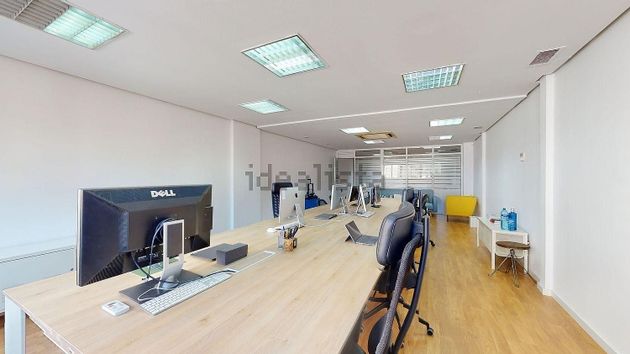 Foto 2 de Venta de oficina en Ciudad Universitària con aire acondicionado