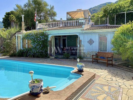 Foto 1 de Casa rural en venta en Alcaucín de 5 habitaciones con piscina