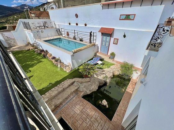 Foto 1 de Casa en venda a Alfarnatejo de 6 habitacions amb terrassa i piscina
