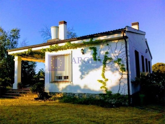 Foto 1 de Casa en venda a Arroyo de la Luz de 3 habitacions amb terrassa i garatge