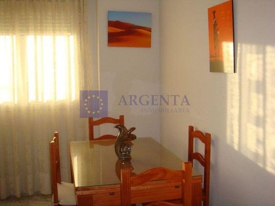 Foto 2 de Pis en venda a Centro - Cáceres de 2 habitacions amb garatge i aire acondicionat