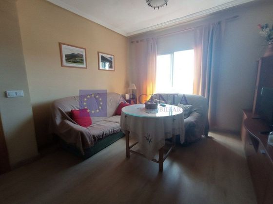 Foto 1 de Pis en venda a Nuevo Cáceres de 3 habitacions amb terrassa i calefacció