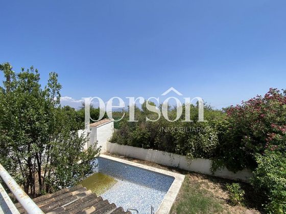 Foto 1 de Venta de casa en Mas Camarena de 8 habitaciones con terraza y piscina