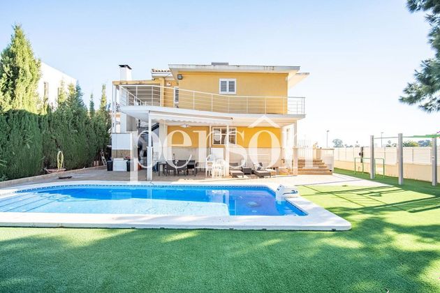 Foto 1 de Casa en lloguer a Puig ciudad de 7 habitacions amb terrassa i piscina