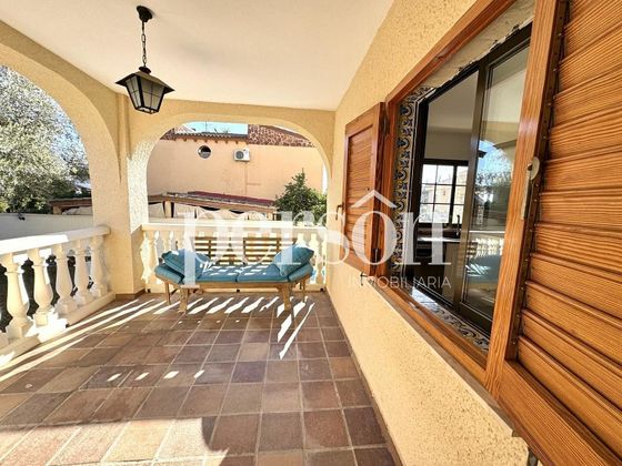Foto 2 de Xalet en venda a La Conarda de 4 habitacions amb terrassa i piscina