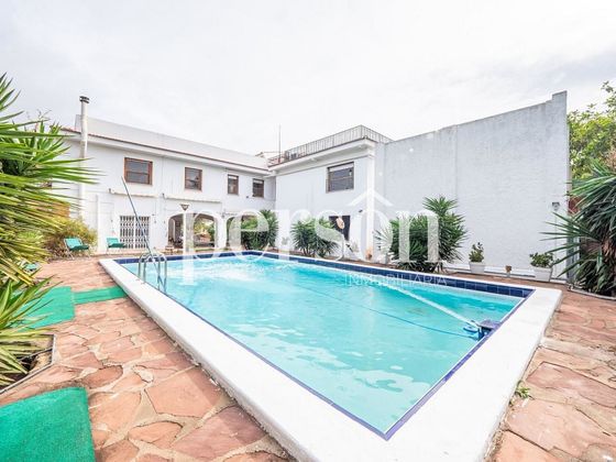 Foto 1 de Xalet en venda a Rocafort de 12 habitacions amb terrassa i piscina