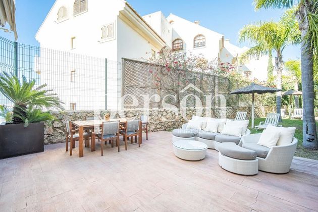 Foto 1 de Casa en lloguer a El Faro - El Dossel de 4 habitacions amb terrassa i piscina