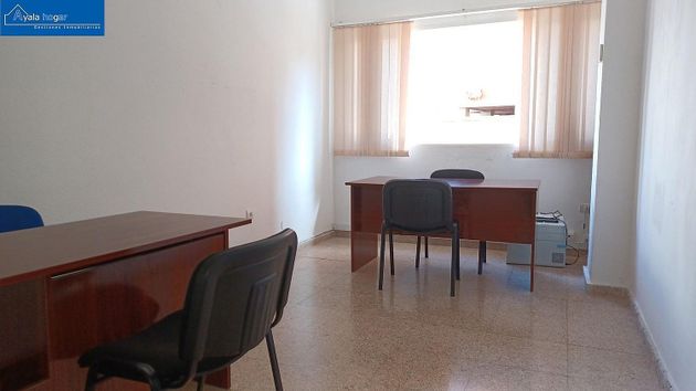 Foto 2 de Oficina en alquiler en La Unión - Cruz de Humilladero - Los Tilos de 13 m²
