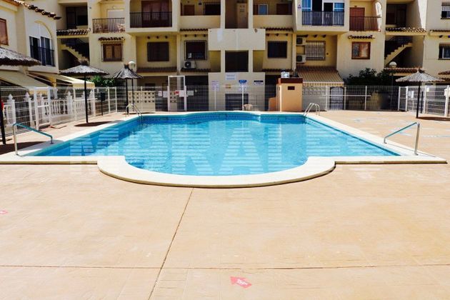 Foto 2 de Dúplex en venta en Puerto de Mazarrón de 2 habitaciones con piscina y aire acondicionado