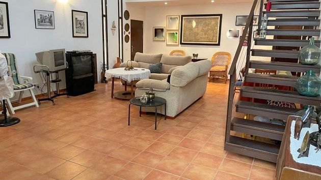 Foto 1 de Casa rural en venda a Villamanrique de la Condesa de 3 habitacions i 180 m²