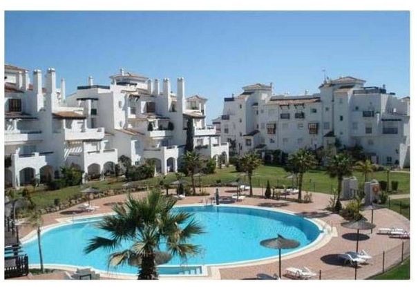 Foto 2 de Piso en alquiler en Nueva Alcántara de 3 habitaciones con terraza y piscina