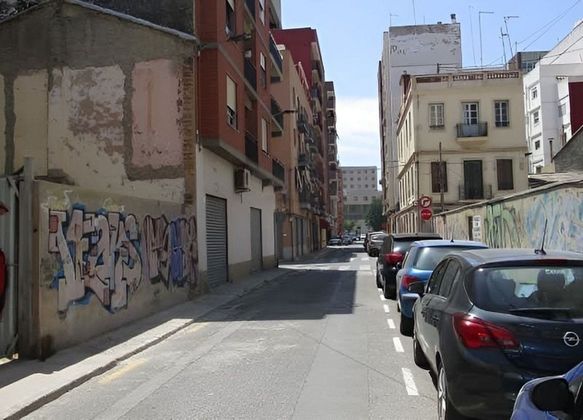 Foto 2 de Terreny en venda a calle De Montesa de 164 m²