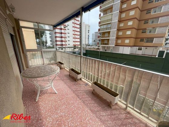 Foto 1 de Piso en venta en calle Jaume Roig de 3 habitaciones con terraza y piscina