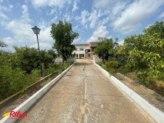Foto 1 de Casa rural en venda a plaza Poligono de 4 habitacions amb terrassa i piscina