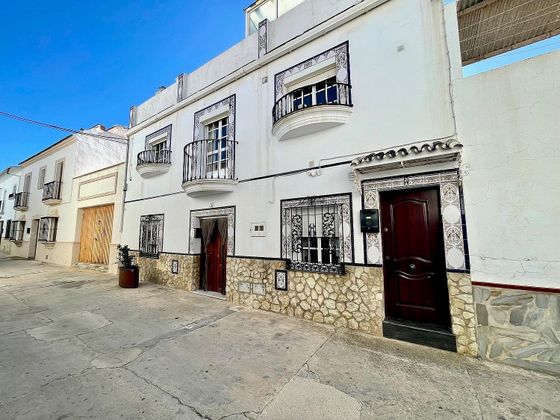 Foto 1 de Dúplex en venda a Yunquera de 3 habitacions amb terrassa i balcó