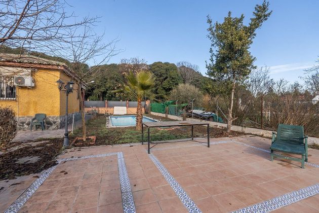 Foto 2 de Casa rural en venta en Angustias - Chana - Encina de 3 habitaciones con terraza y piscina