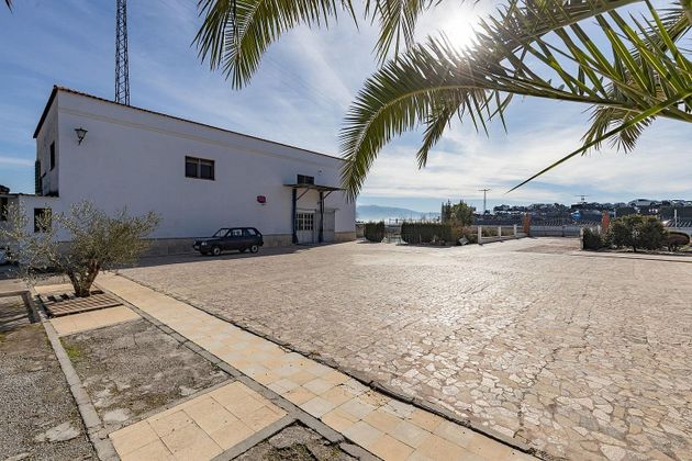 Foto 2 de Xalet en venda a Angustias - Chana - Encina de 8 habitacions amb terrassa i piscina