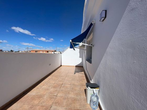 Foto 2 de Àtic en lloguer a Santiago de la Ribera de 1 habitació amb terrassa i mobles