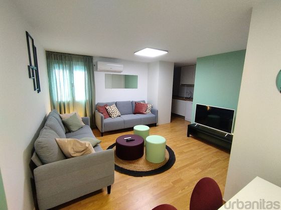 Foto 1 de Pis en lloguer a calle Nueva San Antón de 5 habitacions amb mobles i aire acondicionat