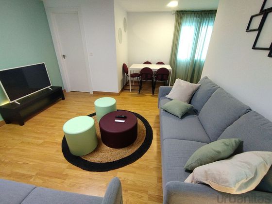 Foto 2 de Piso en alquiler en calle Nueva San Antón de 5 habitaciones con muebles y aire acondicionado