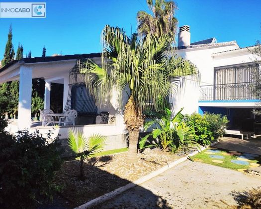 Foto 2 de Chalet en venta en Los Narejos de 2 habitaciones con terraza y piscina