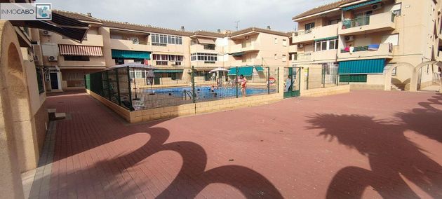 Foto 1 de Pis en venda a Los Narejos de 2 habitacions amb terrassa i piscina