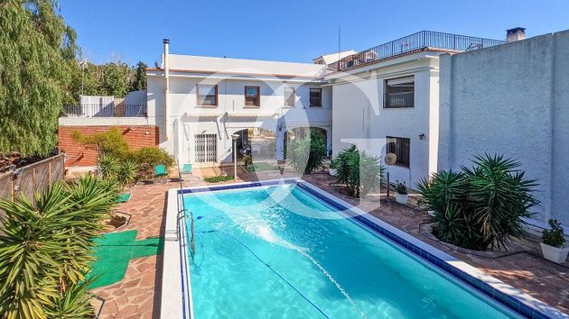 Foto 1 de Xalet en venda a Rocafort de 14 habitacions amb terrassa i piscina