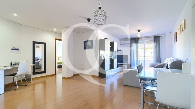 Foto 2 de Piso en venta en Saladar de 3 habitaciones con balcón y aire acondicionado